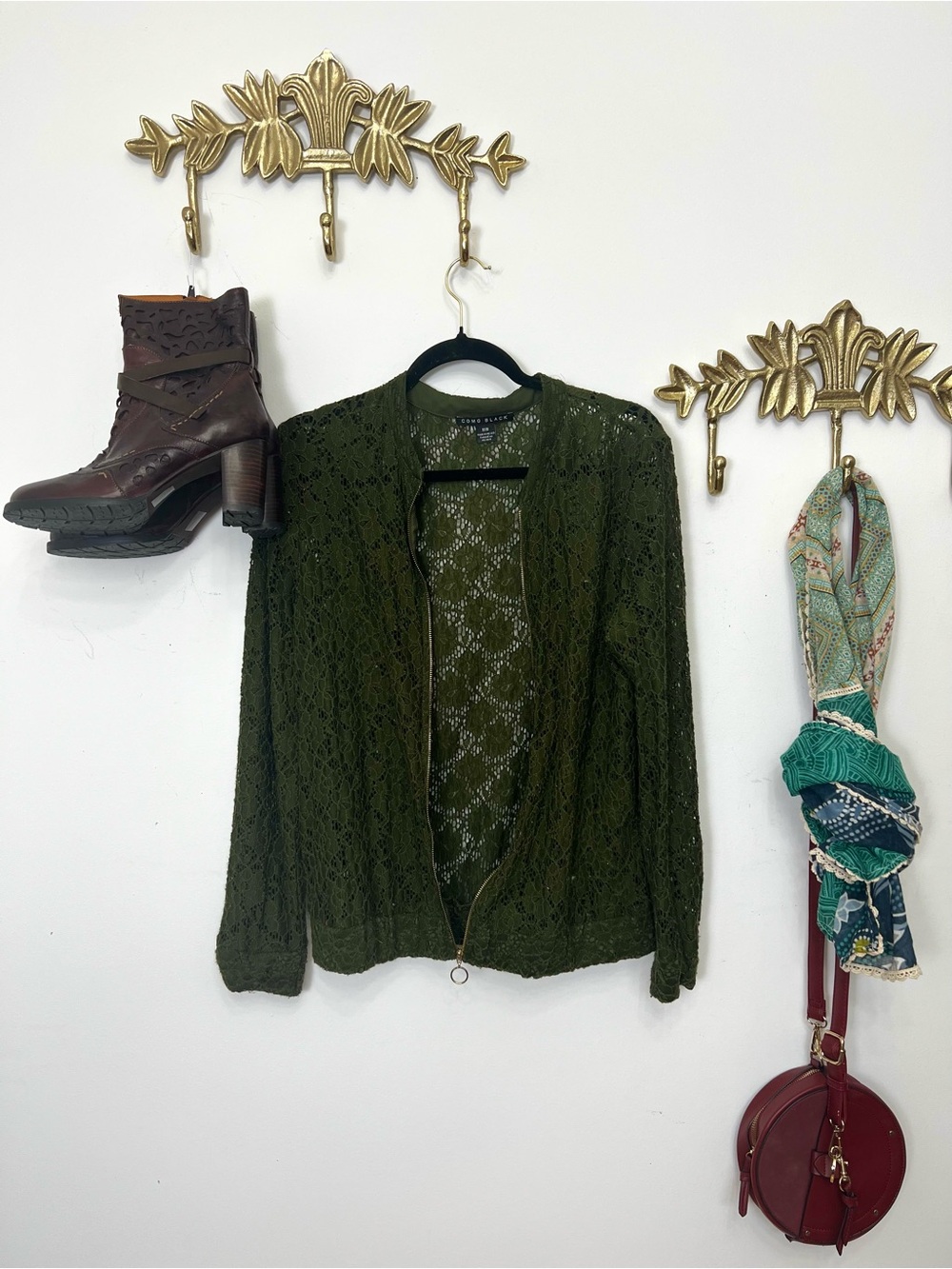 Lace crochet green cardigan M